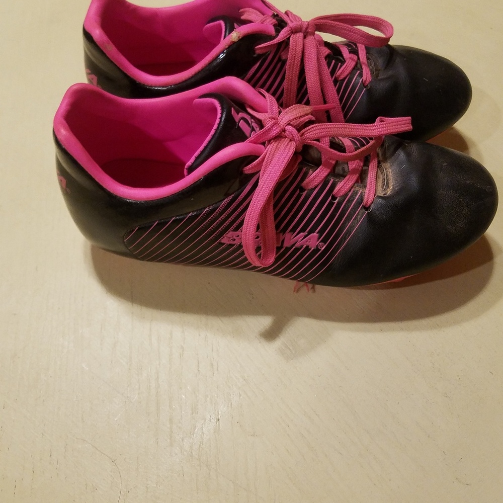 Girls soccer cleats